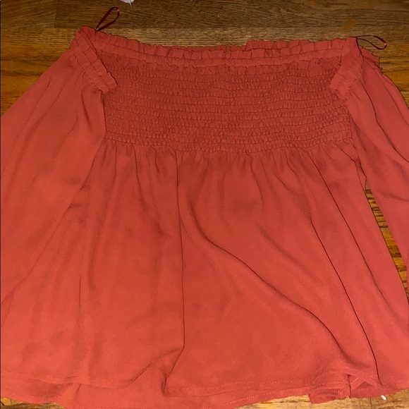 Beautiful blouse - Picture 1 of 3